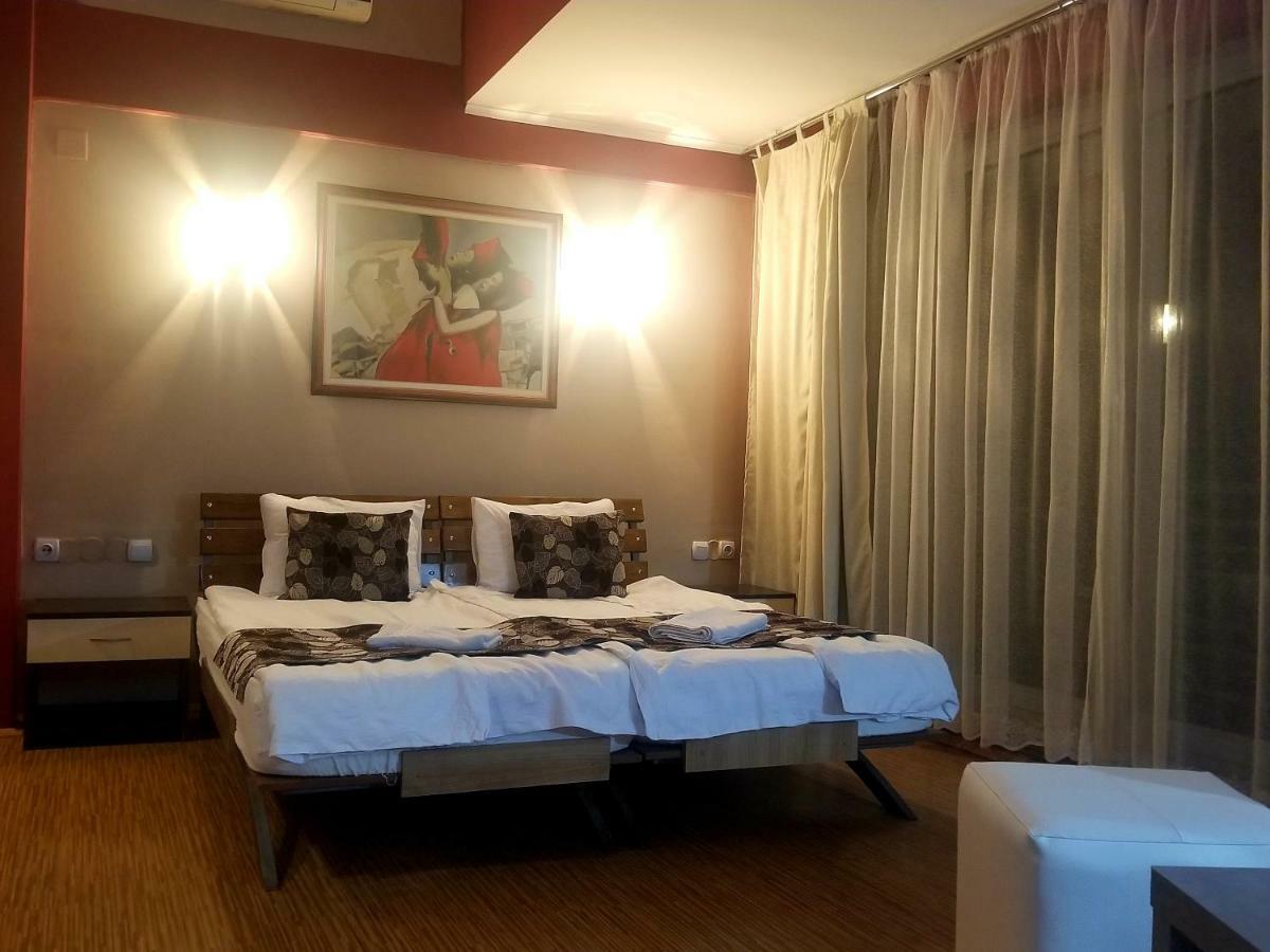 Vila Ineks Ohrid Hotel Ngoại thất bức ảnh