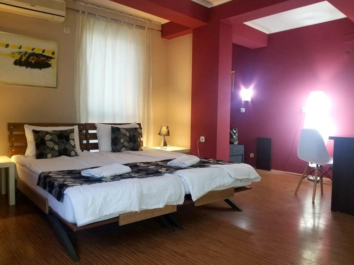 Vila Ineks Ohrid Hotel Ngoại thất bức ảnh