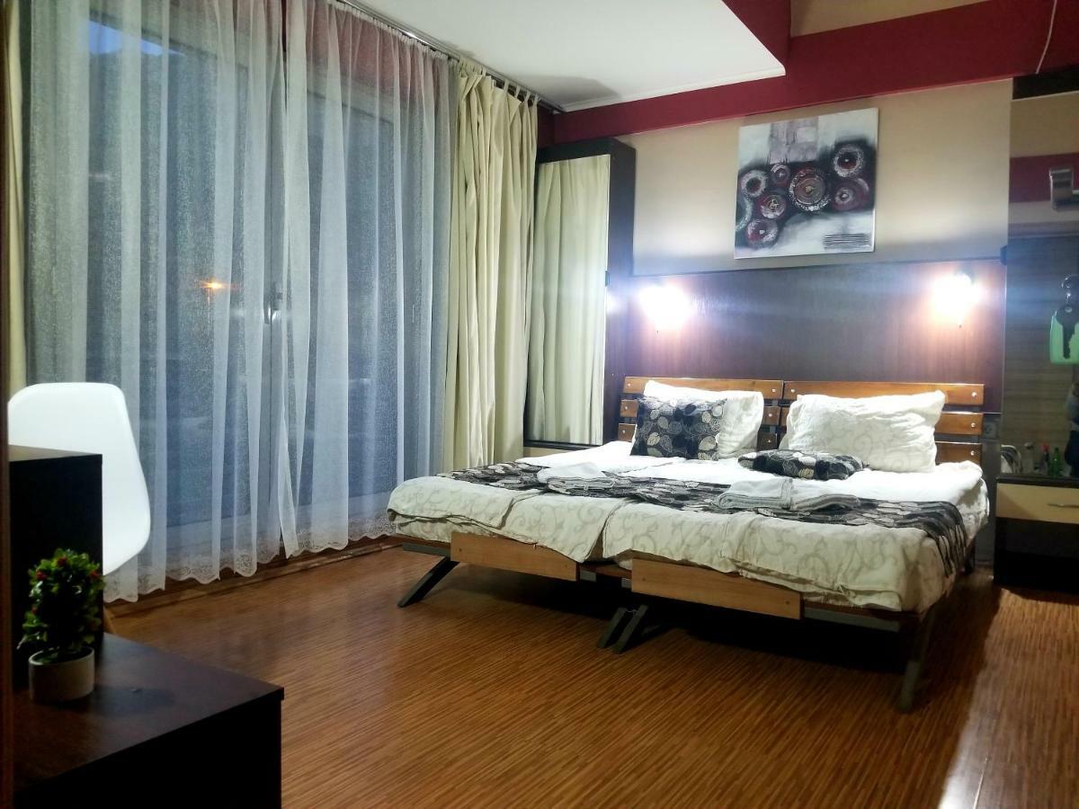 Vila Ineks Ohrid Hotel Ngoại thất bức ảnh